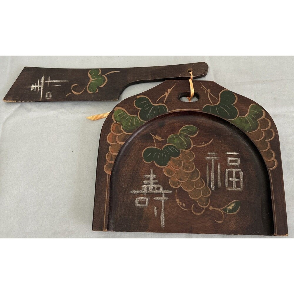 Vintage Japanese Carved Wood Crumb Tray & Scraper Set Tole Painted Grapes